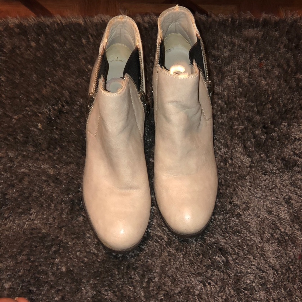 Guess gray booties